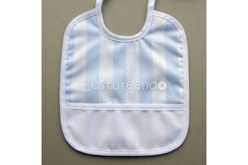 BABERO DE PIQUÉ